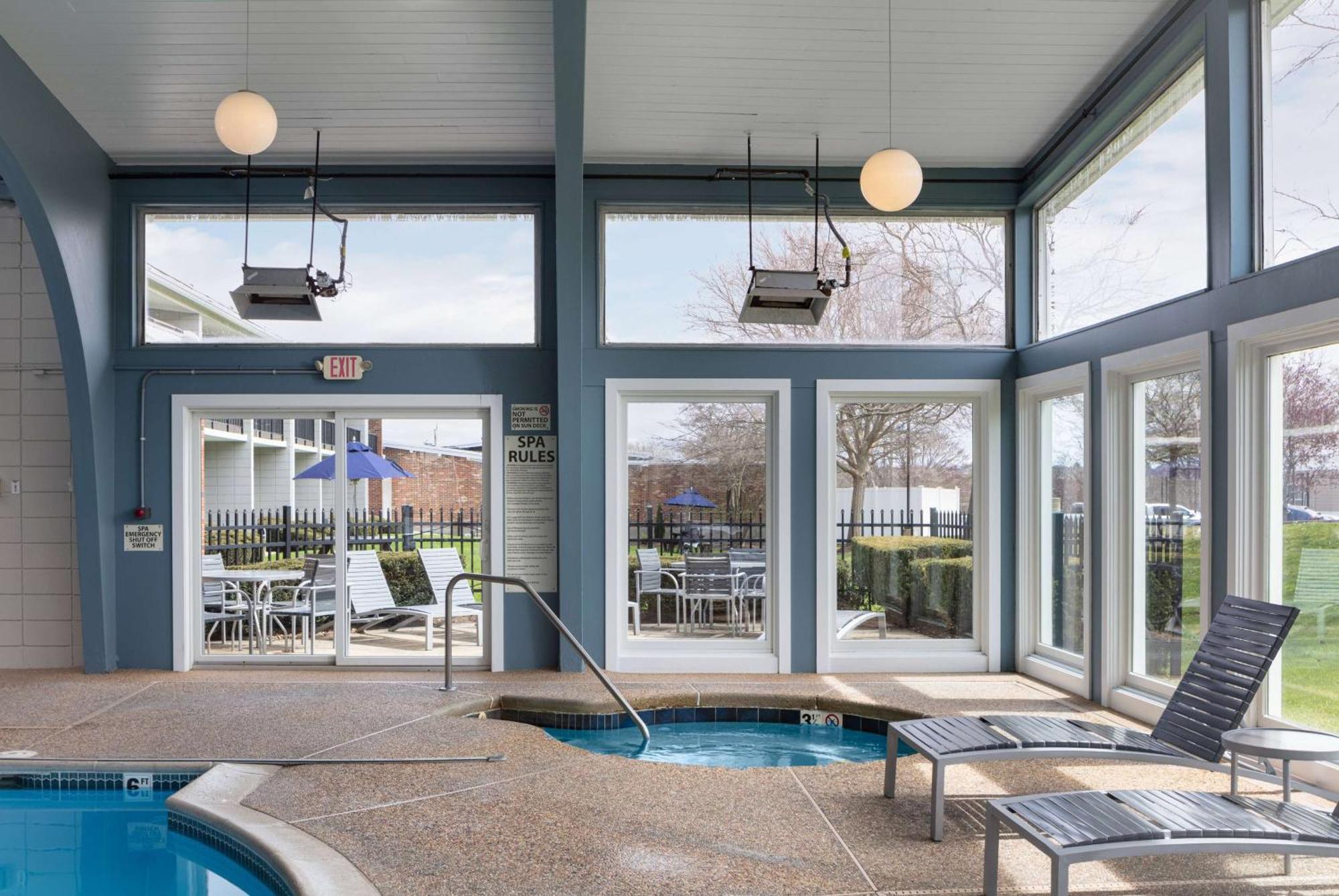 Howard Johnson By Wyndham Middletown Newport Area Eksteriør billede