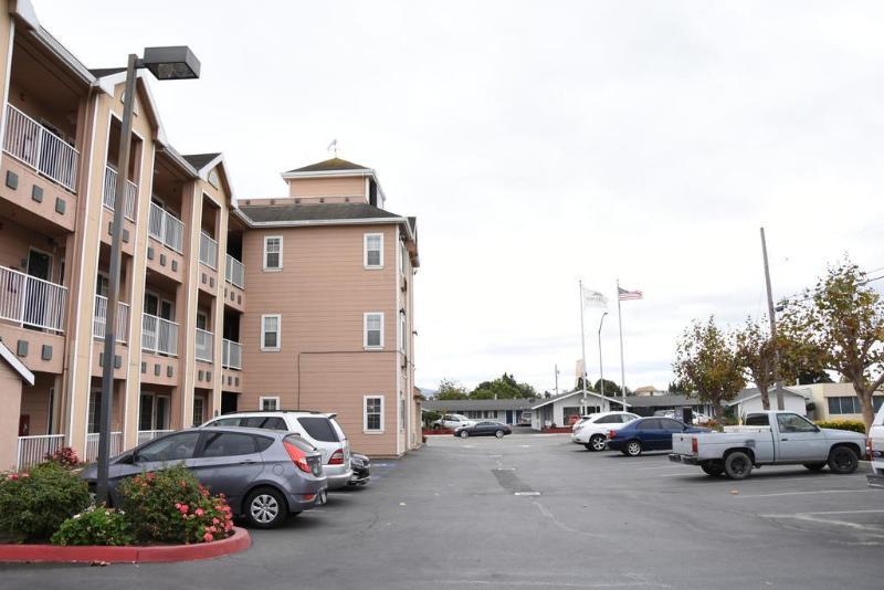 Howard Johnson By Wyndham Middletown Newport Area Eksteriør billede