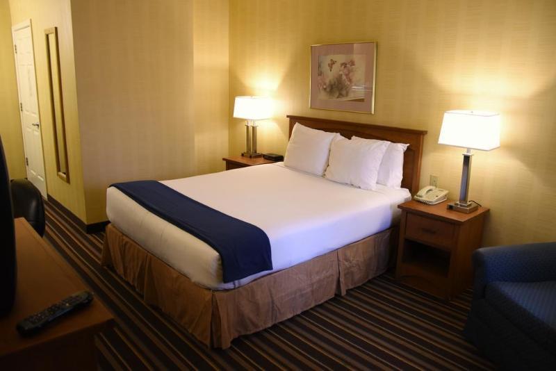 Howard Johnson By Wyndham Middletown Newport Area Eksteriør billede